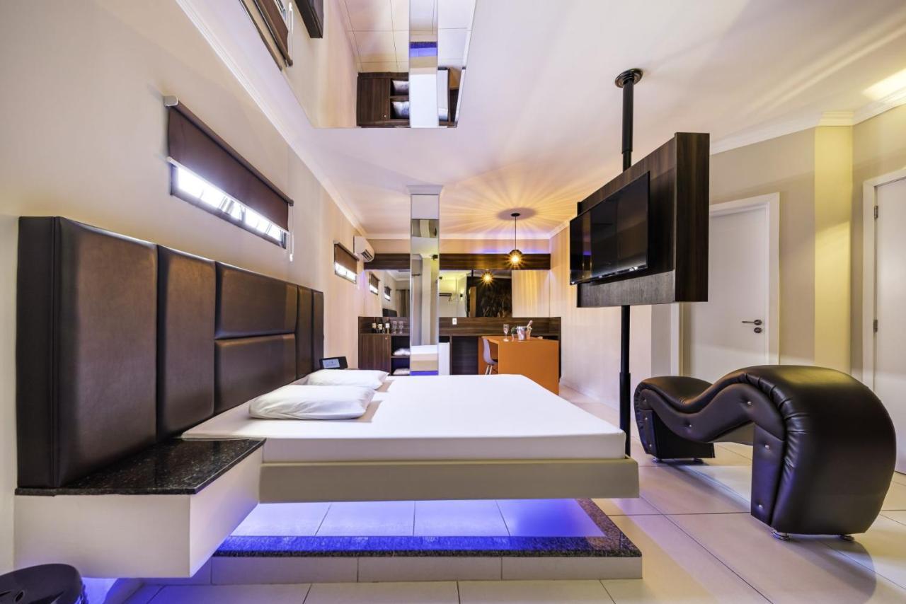 Savanas Motel Понта Гроса Екстериор снимка
