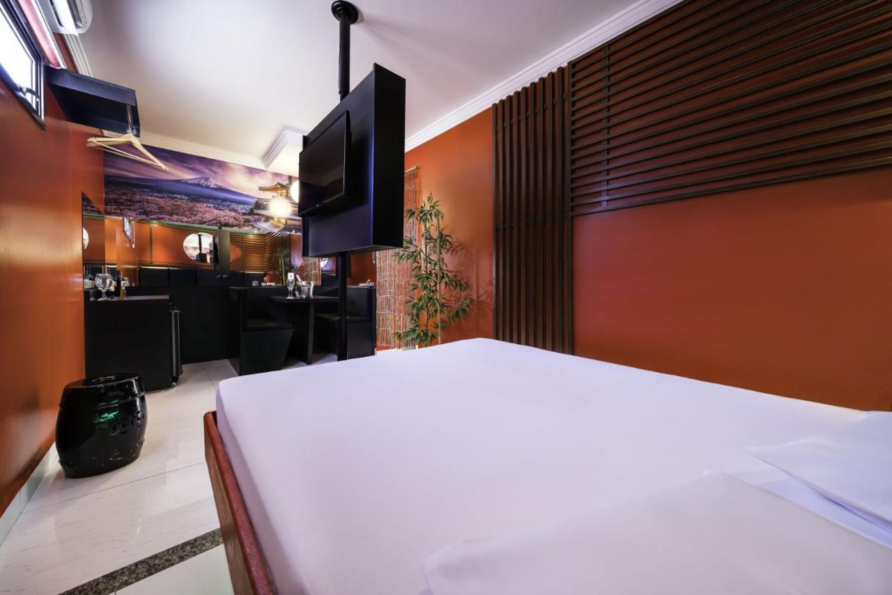 Savanas Motel Понта Гроса Екстериор снимка